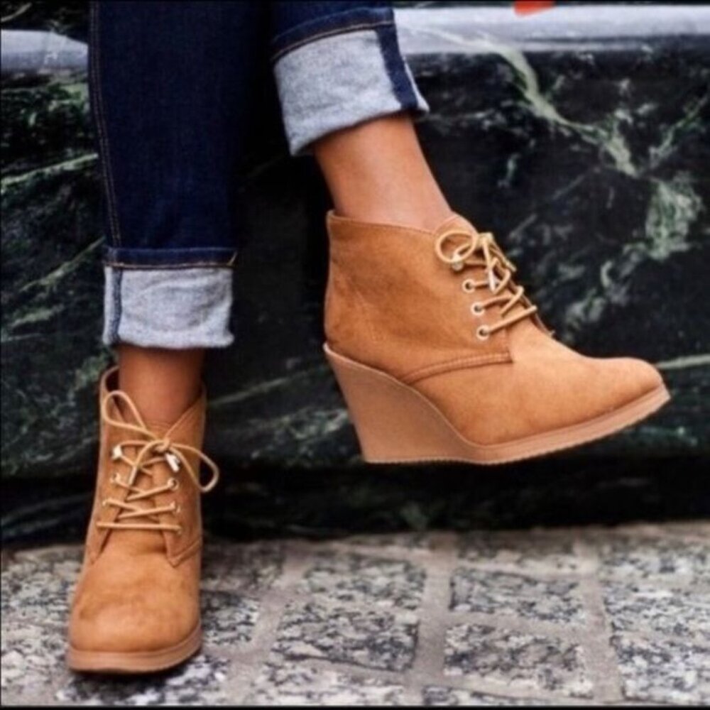 Sperry Top Sider Woman's Harlow Lace Up Tan Leather Wedge Boots Size 6.5M